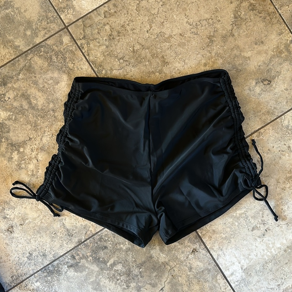Halter Tankini - Picture 5 of 6